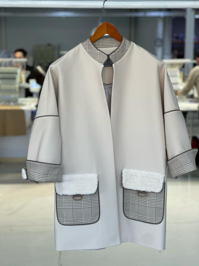 FW 2021 Look 209 - solamordesign